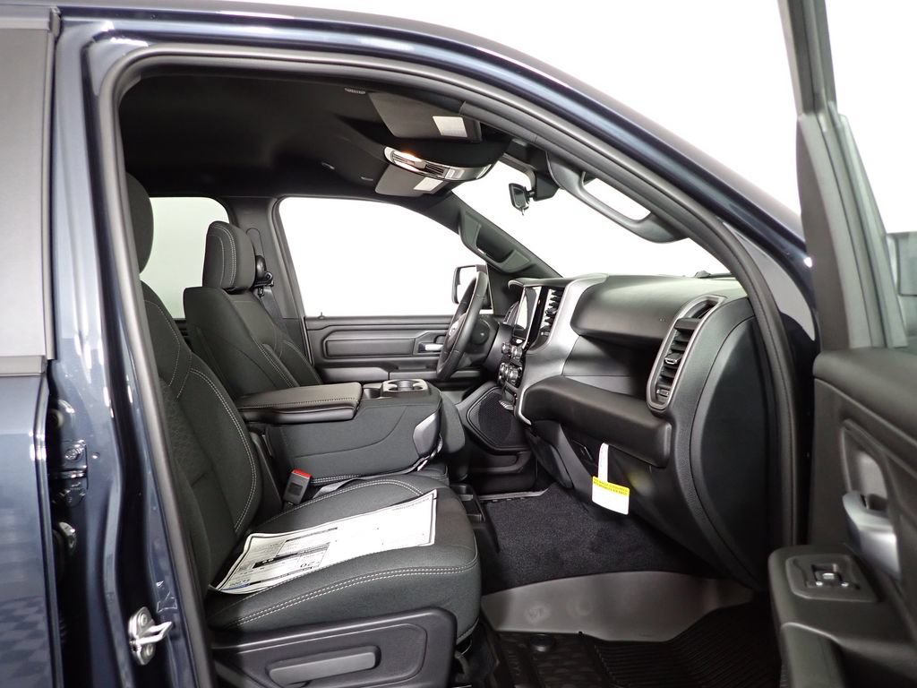 New 2026 RAM 1500 Warlock AWD/4WD image 36