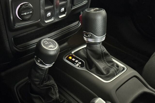 New 2026 Jeep Wrangler Sport AWD/4WD image 18