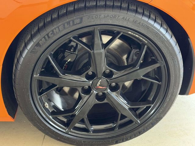 Used 2023 Chevrolet Corvette Stingray Preferred Conv w/ Z51 Performance Package RWD image 17