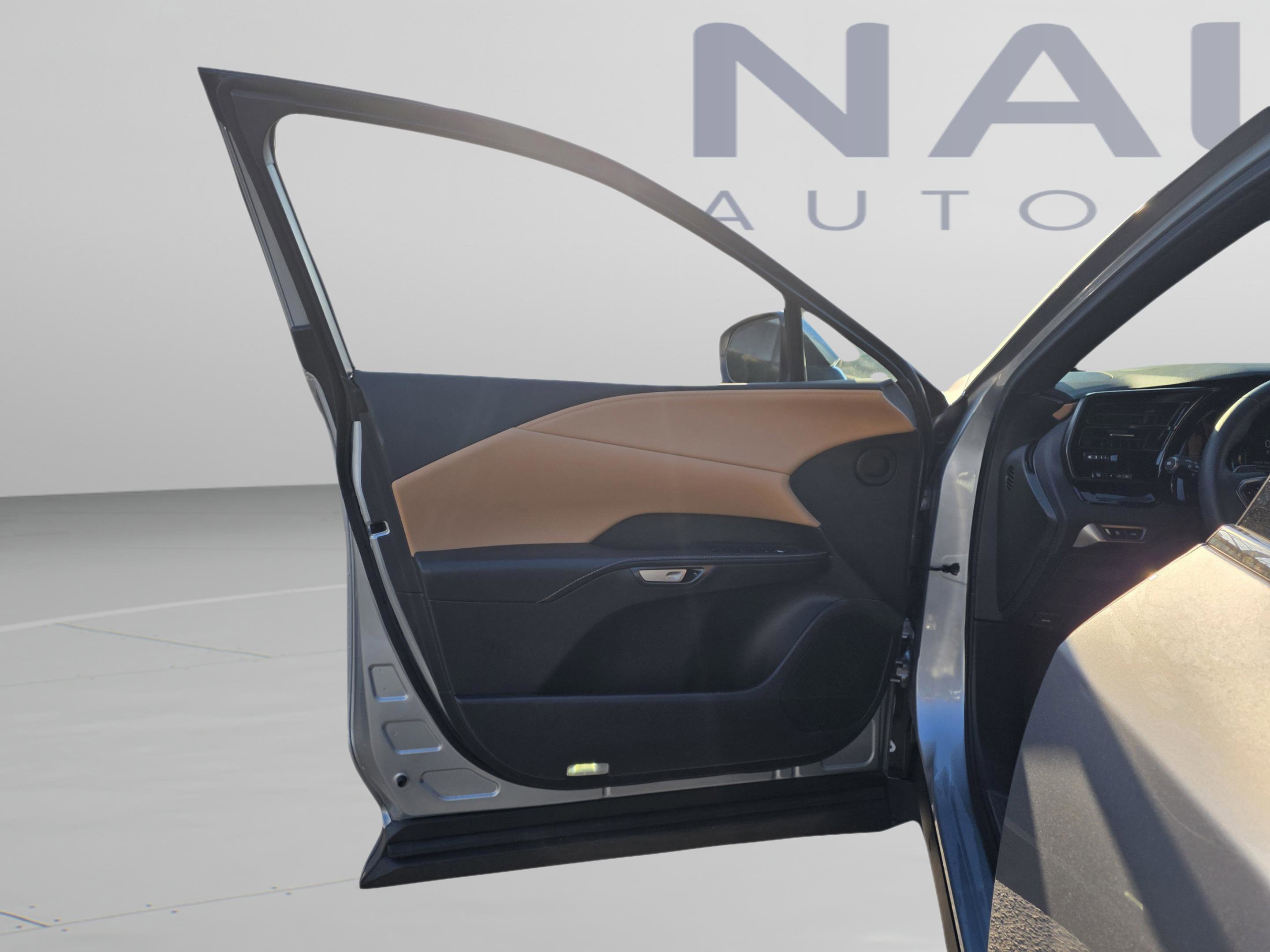 Used 2025 Lexus RX 350 FWD w/ Technology Package image 7