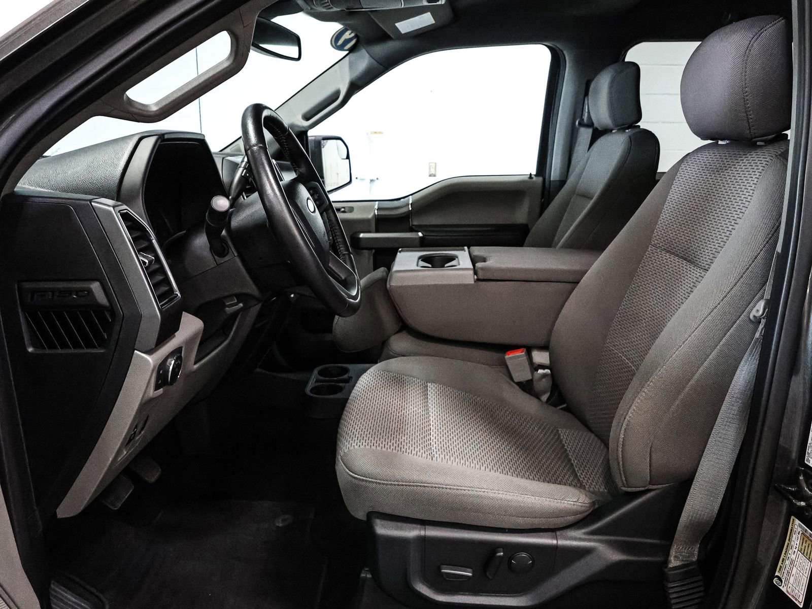 Used 2019 Ford F150 XLT w/ Equipment Group 302A Luxury AWD/4WD image 23