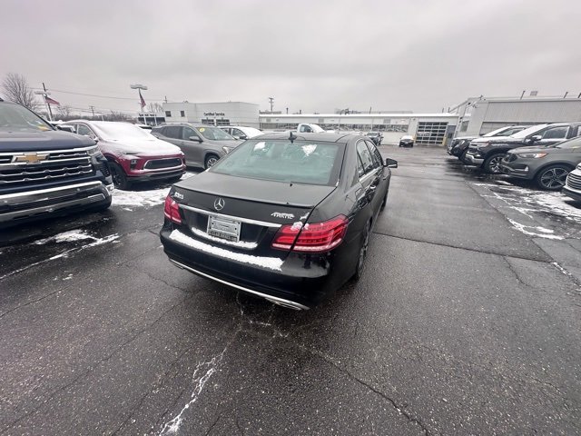 Used 2014 Mercedes-Benz E 350 4MATIC Sedan image 5