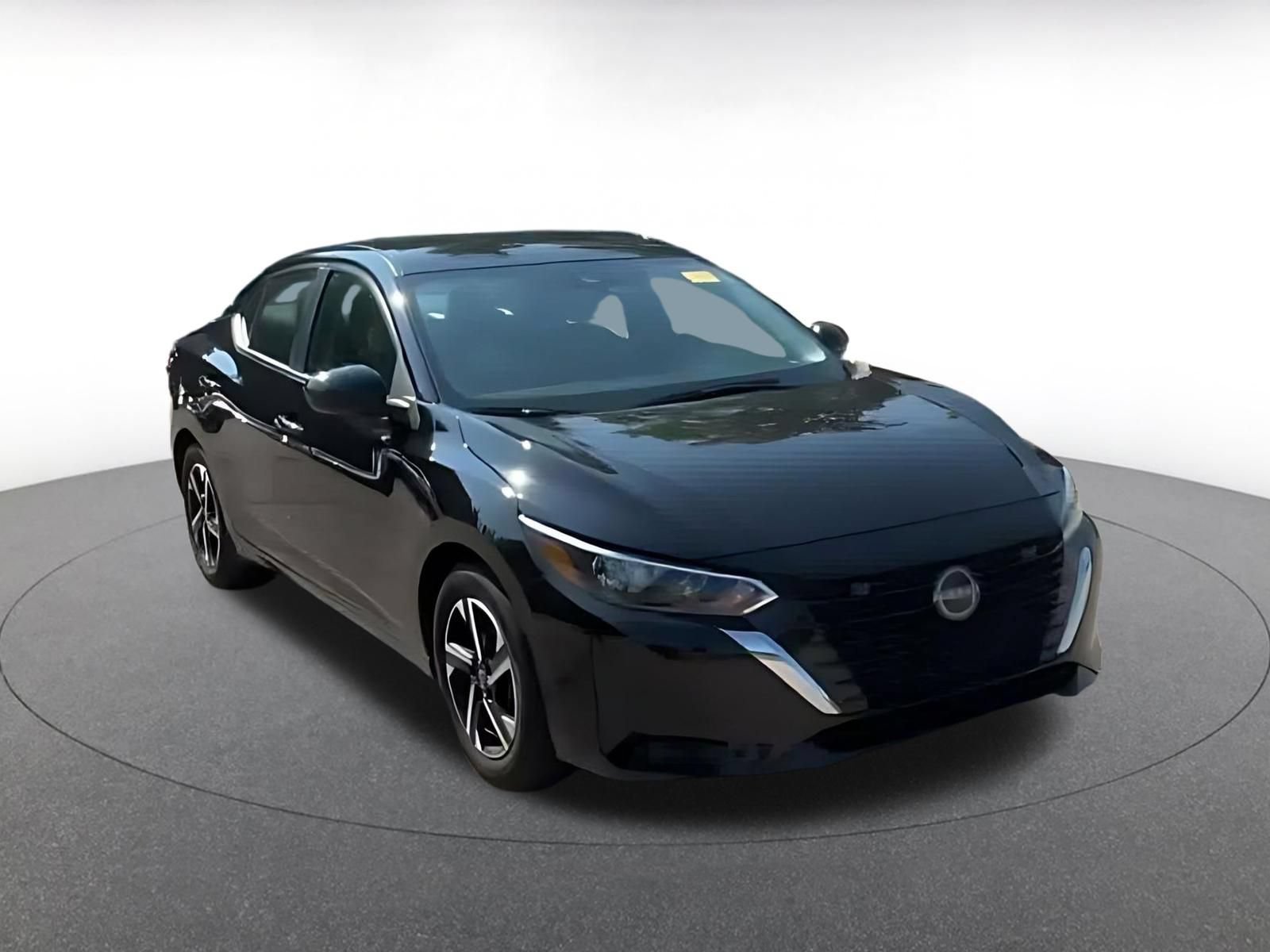 Used 2025 Nissan Sentra SV FWD image 3
