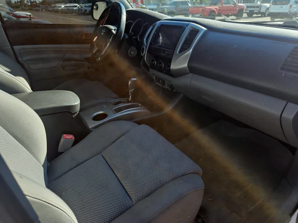 Used 2013 Toyota Tacoma 4x4 Double Cab w/ TRD Sport Pkg image 12