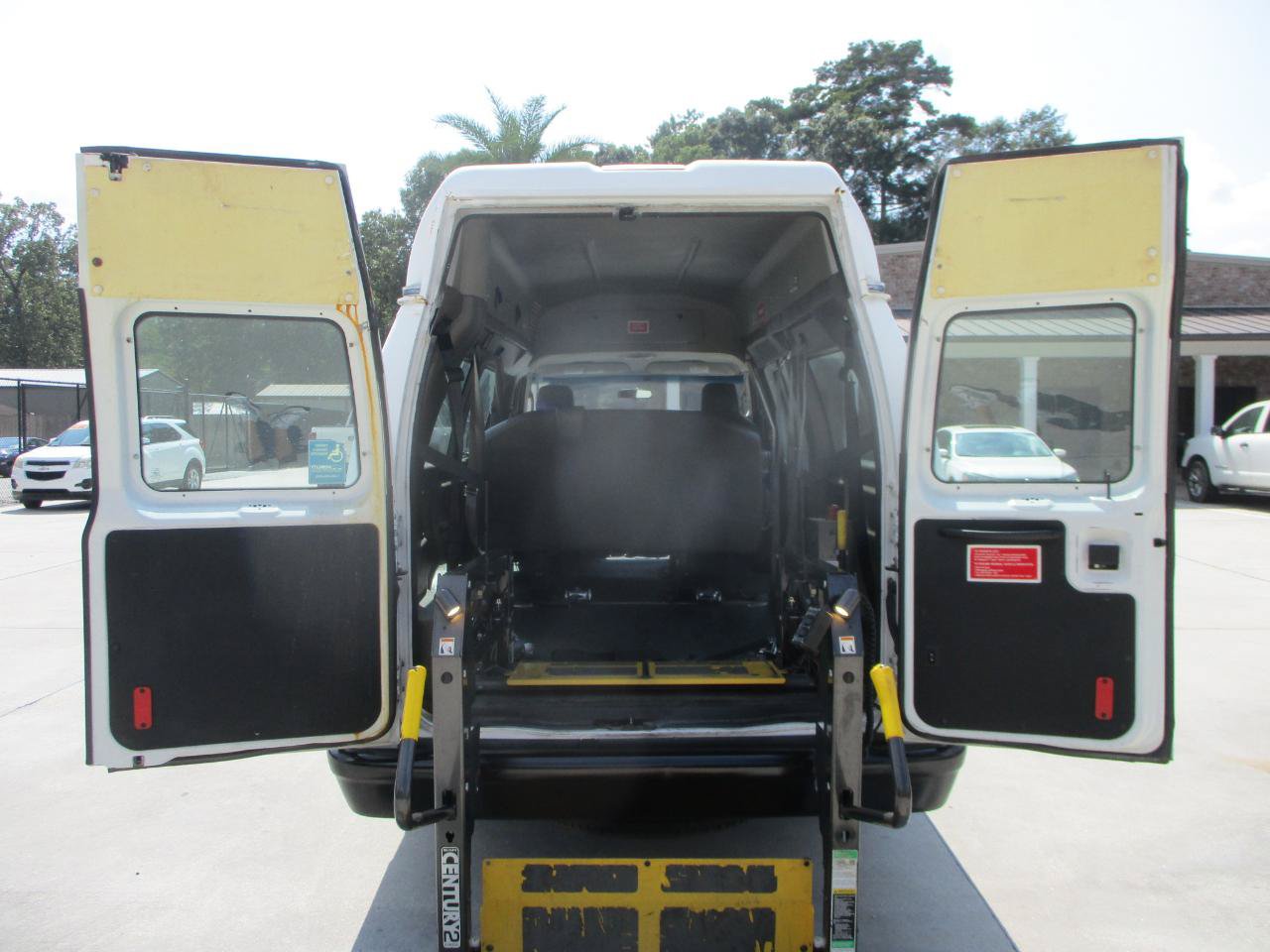 Used 2013 Ford E-250 and Econoline 250 Extended w/ PWR Group RWD image 6