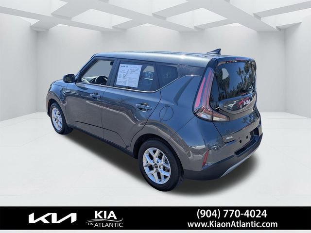 Used 2025 Kia Soul LX image 5
