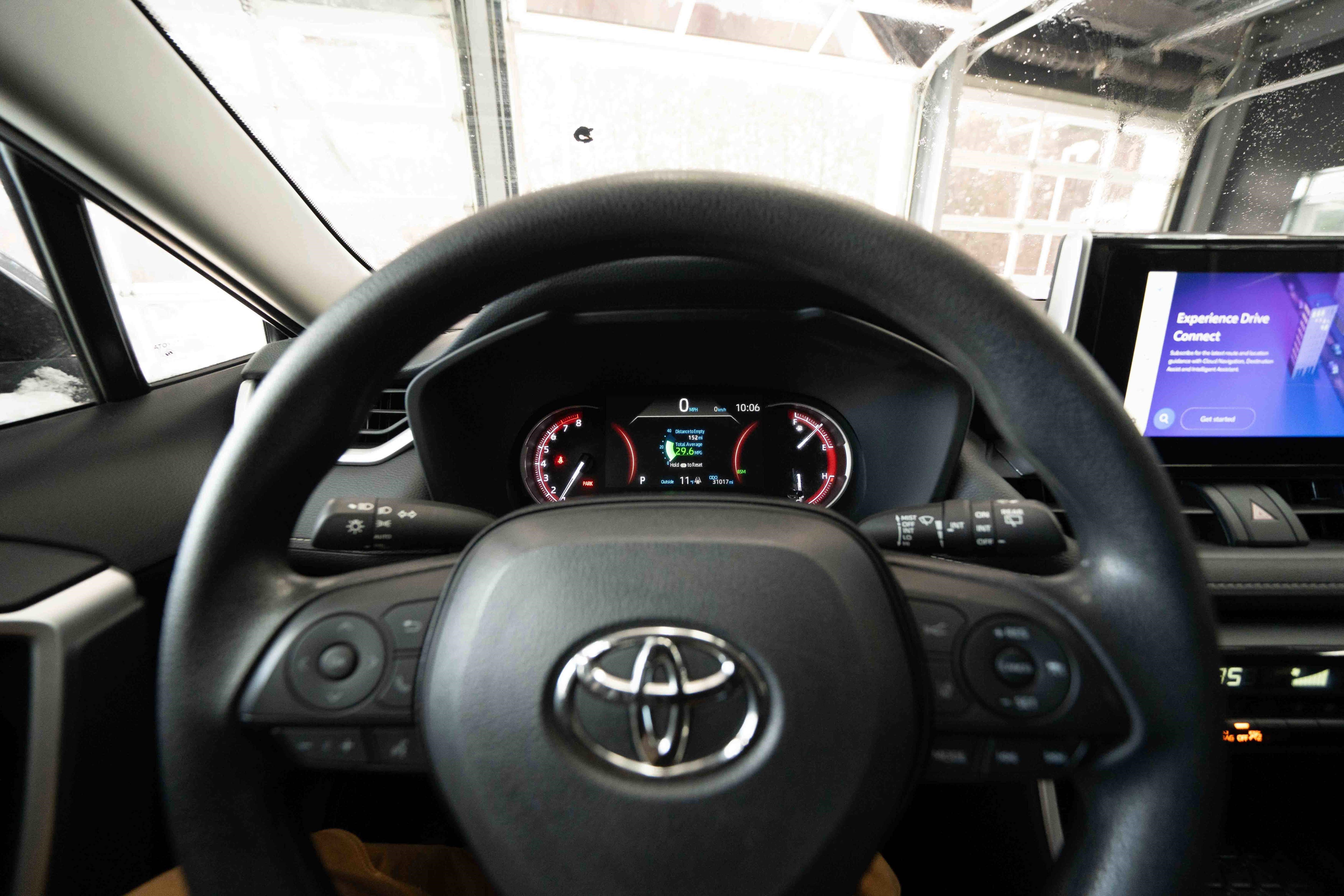 Used 2025 Toyota RAV4 XLE image 15