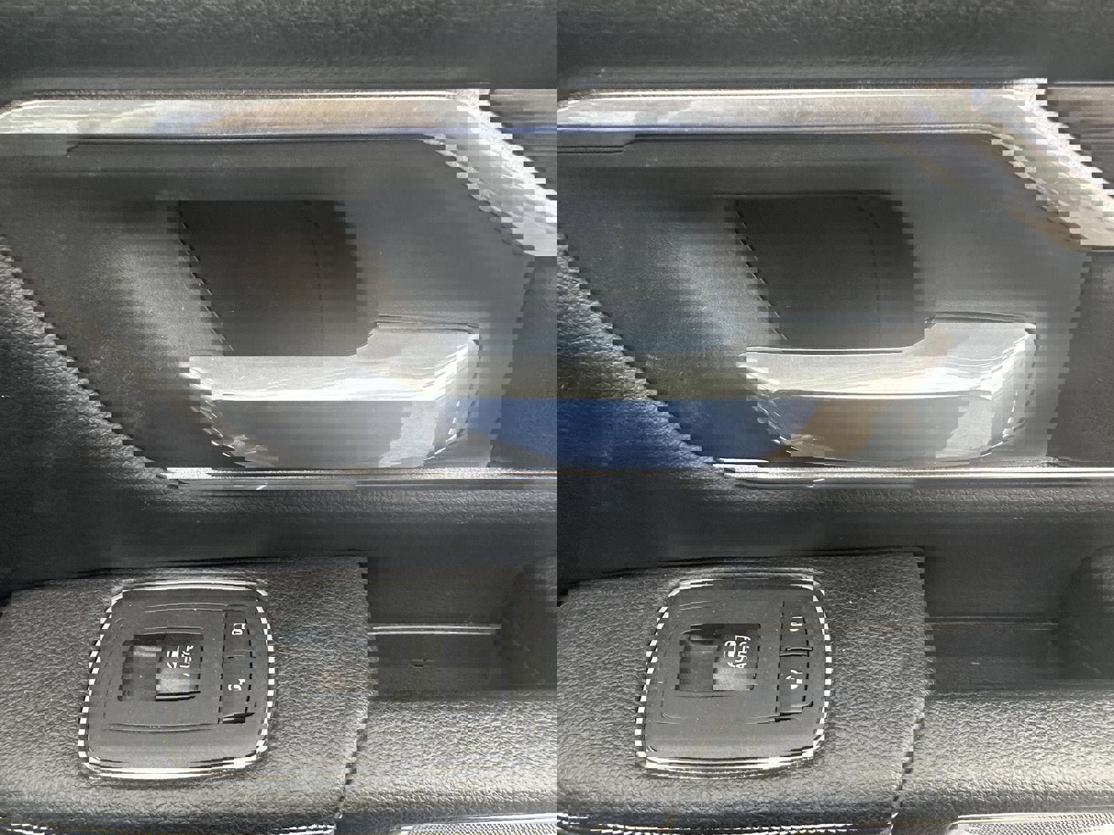 Used 2020 RAM 1500 Laramie image 43