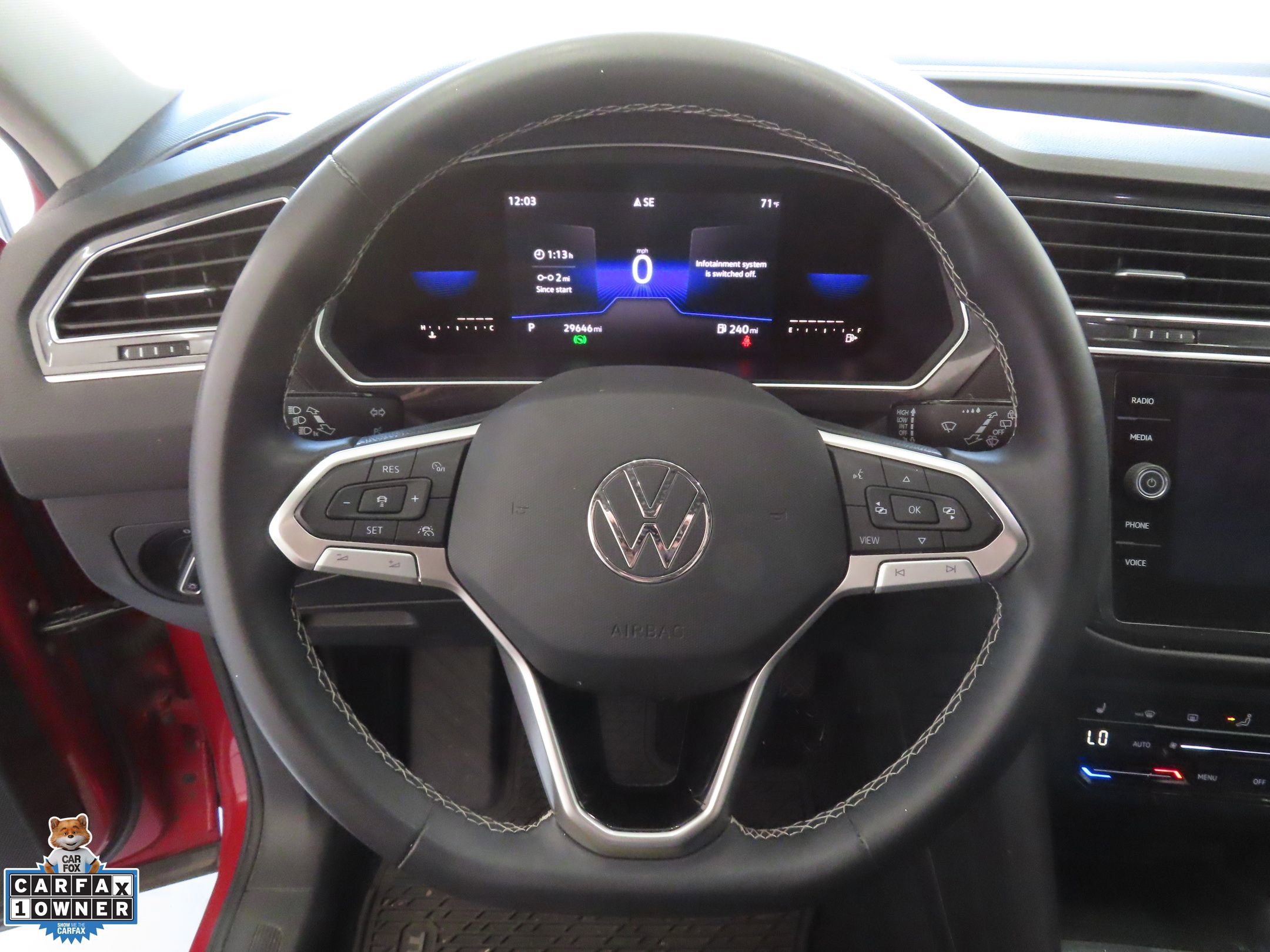 Used 2022 Volkswagen Tiguan SE FWD image 15