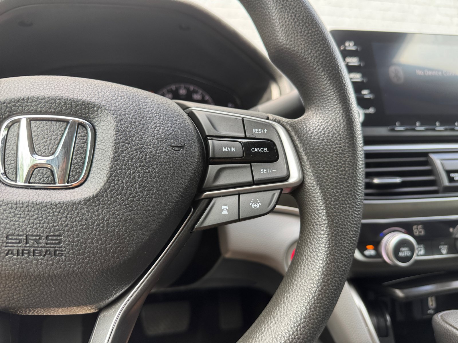 Used 2018 Honda Accord LX image 21