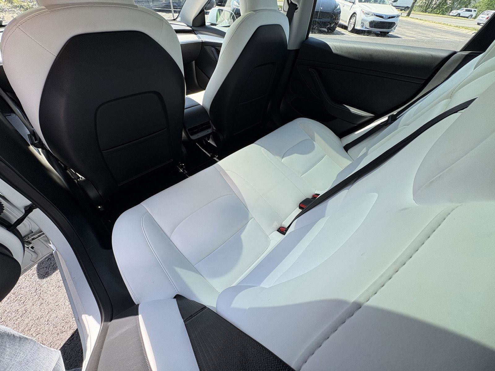 Used 2023 Tesla Model 3 Performance image 11