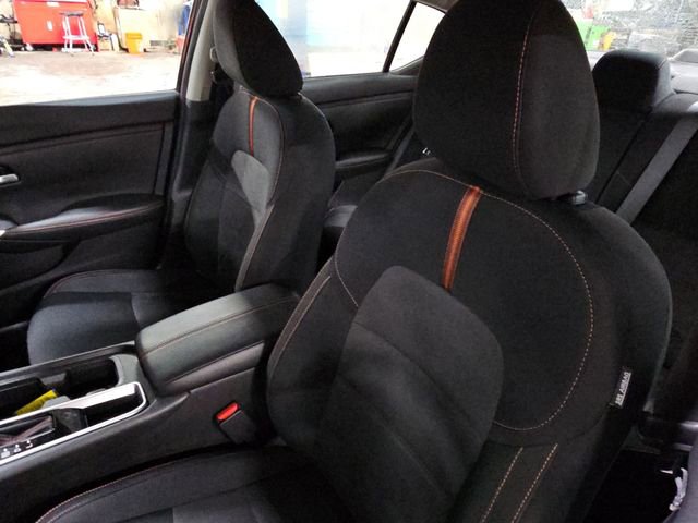 Used 2025 Nissan Sentra SR image 19