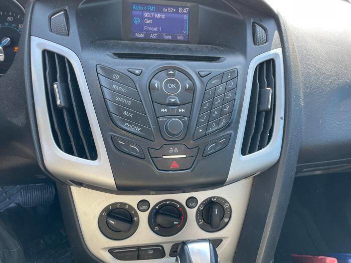 Used 2013 Ford Focus SE FWD image 35