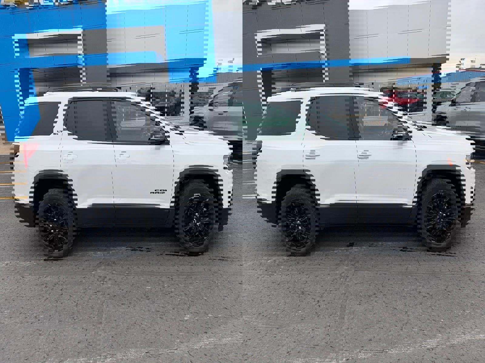 Certified 2023 GMC Acadia SLT w/ Elevation Edition image 2