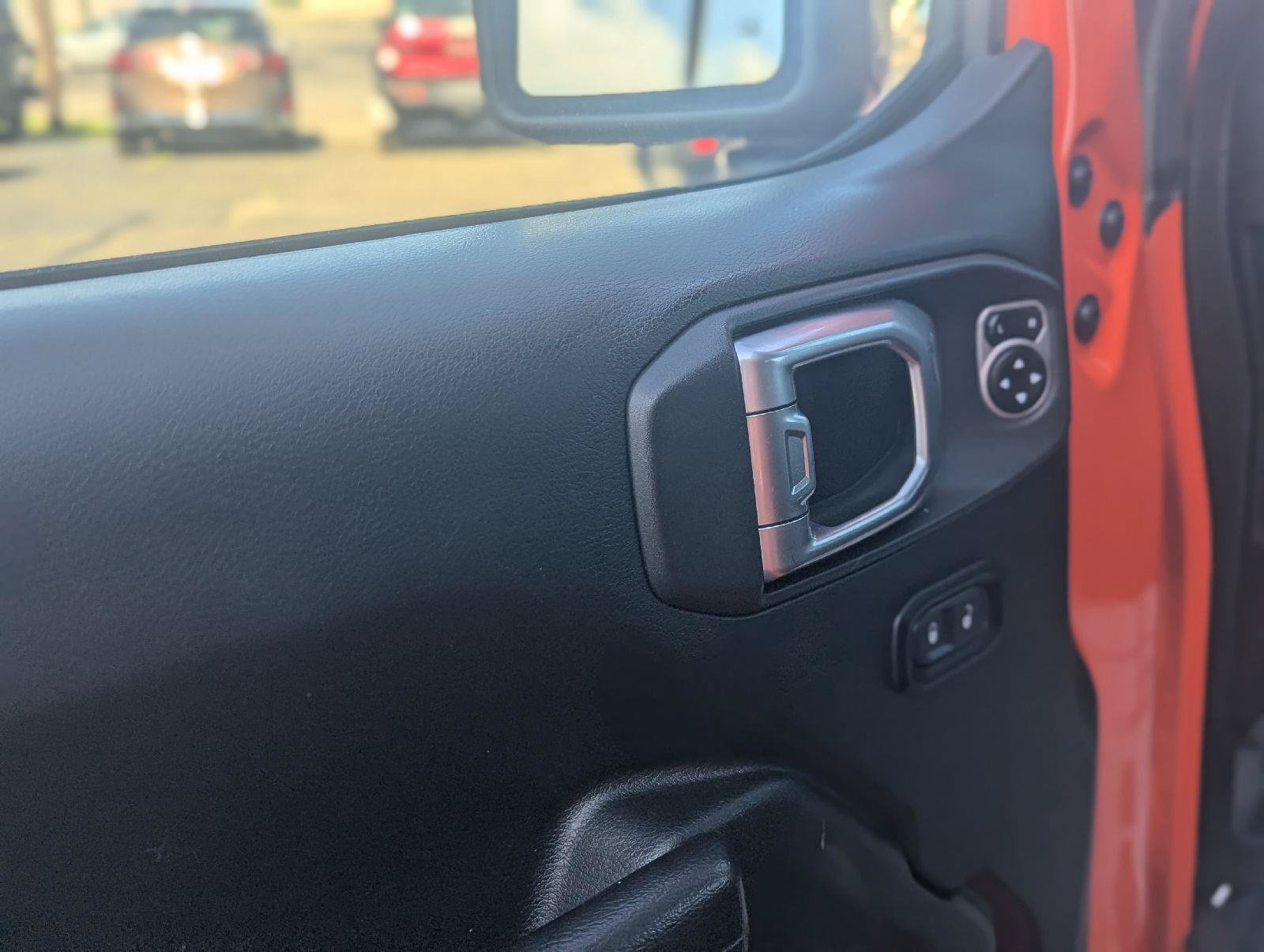Used 2019 Jeep Wrangler Unlimited Sport S AWD/4WD image 27