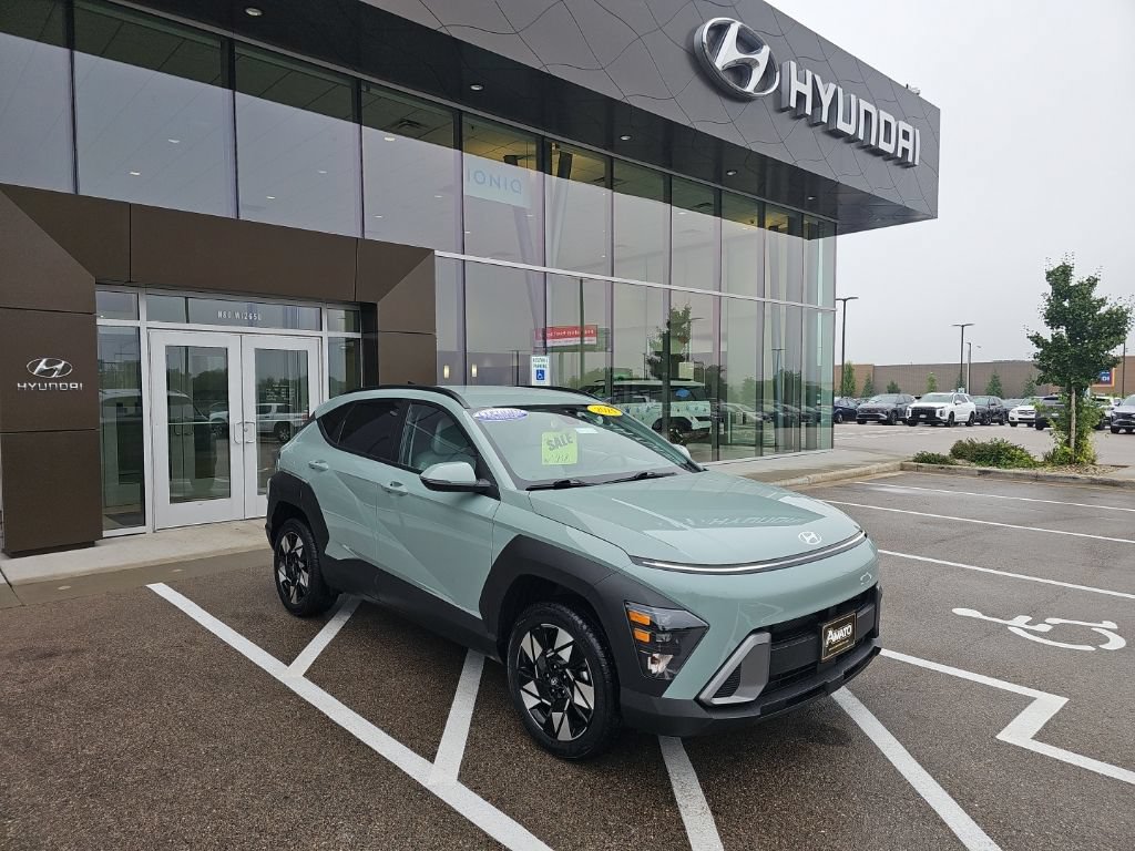 Certified 2024 Hyundai Kona SEL w/ Convenience Package AWD/4WD image 7