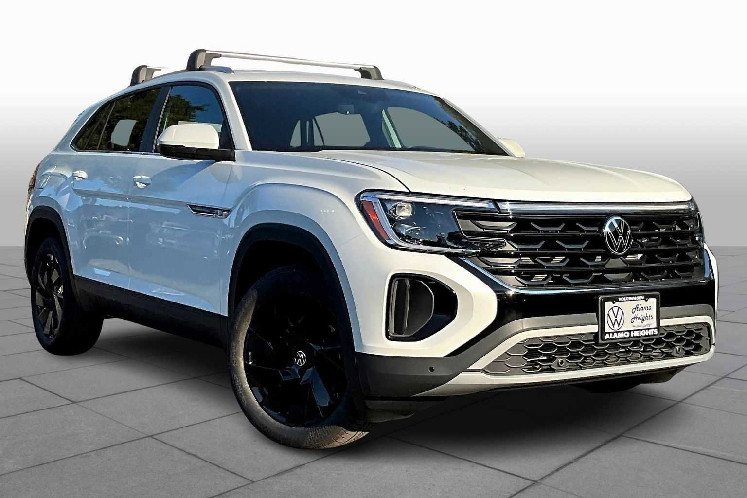 New 2026 Volkswagen Atlas Cross Sport SE image 2