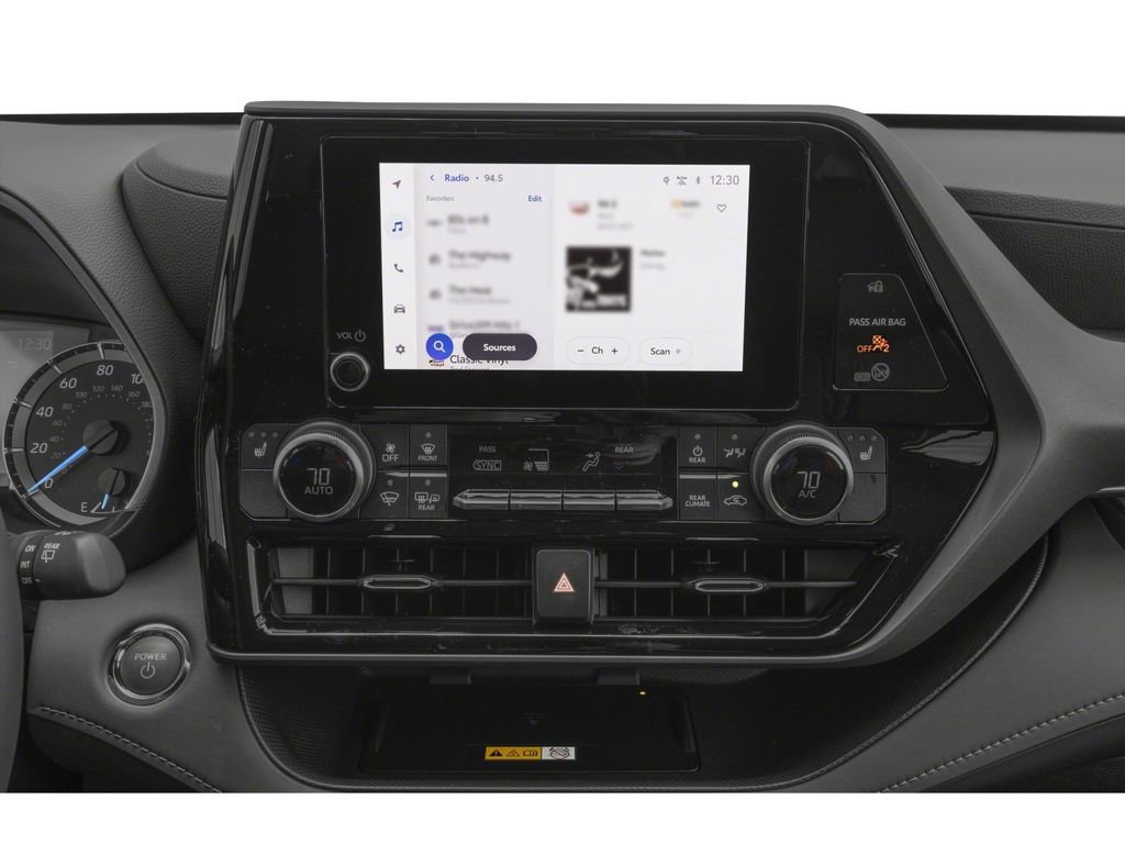 New 2026 Toyota Highlander XLE image 11