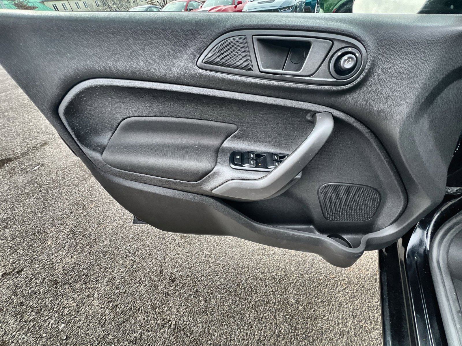 Used 2018 Ford Fiesta SE image 15