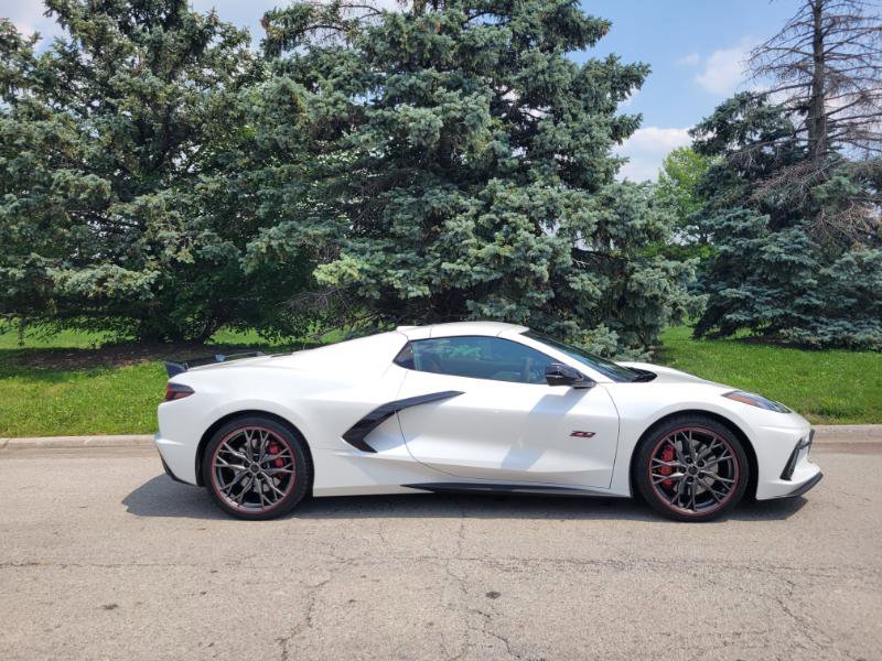 Used 2023 Chevrolet Corvette Stingray Premium Conv w/ Z51 Performance Package image 35