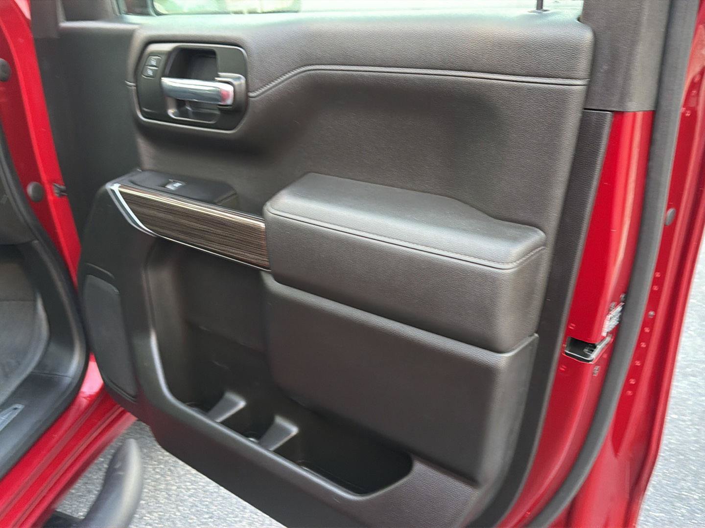 Used 2022 Chevrolet Silverado 1500 RST AWD/4WD image 14