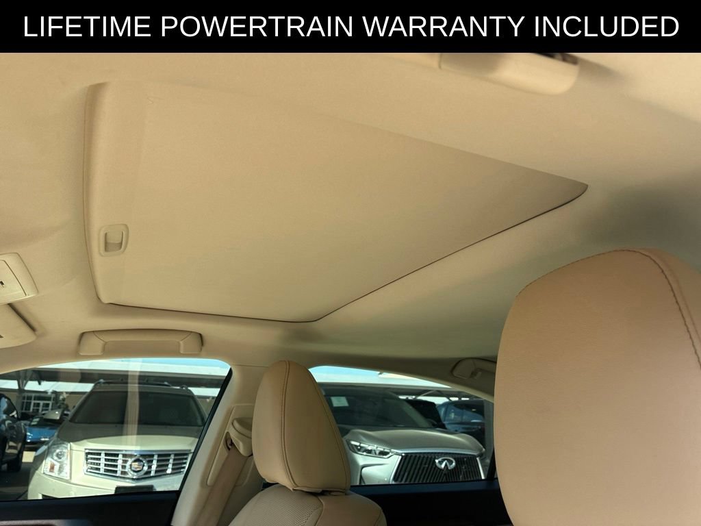 Used 2016 Lexus ES 300h w/ Luxury Package w/Wood Trim FWD image 10