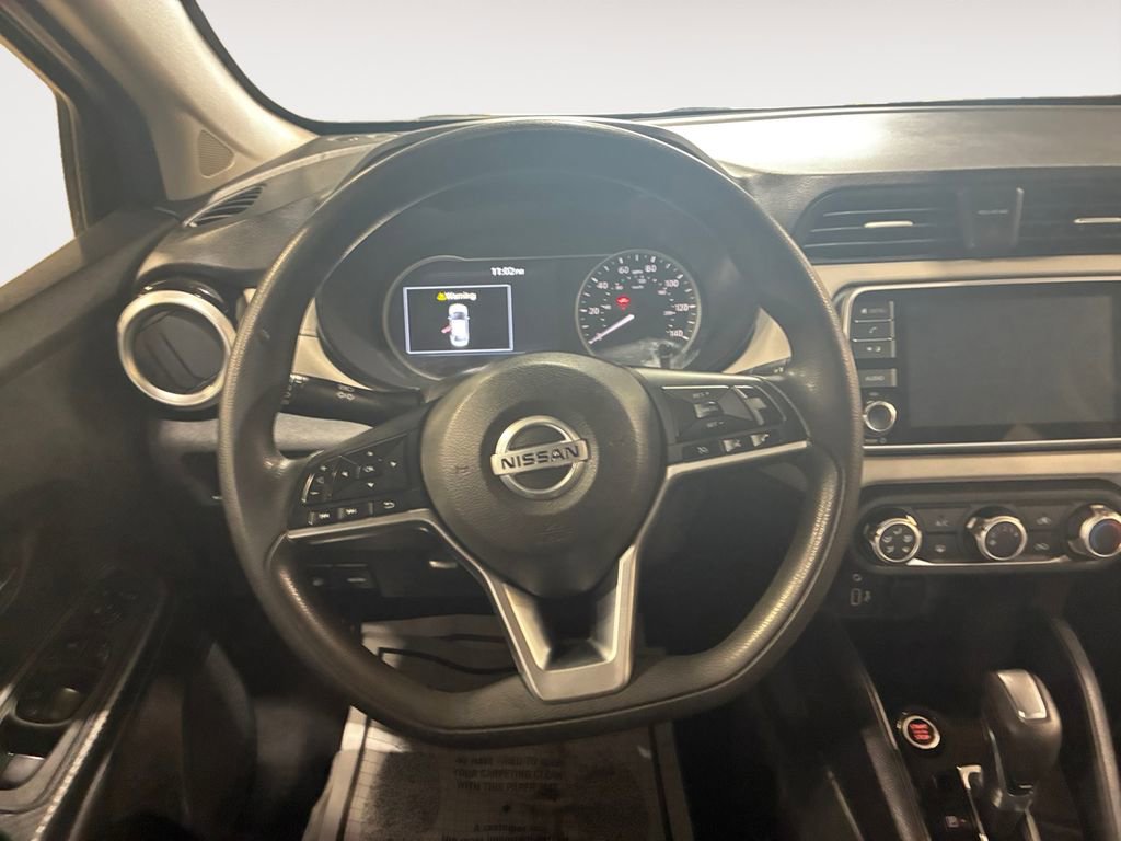 Used 2021 Nissan Versa SV image 12