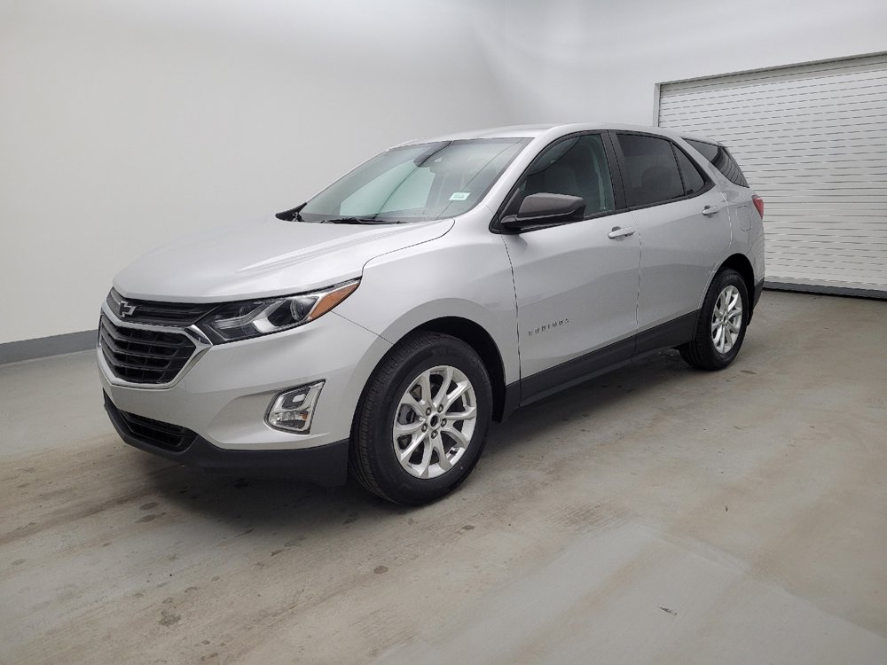 Used 2020 Chevrolet Equinox LS w/ LS Convenience Package image 2