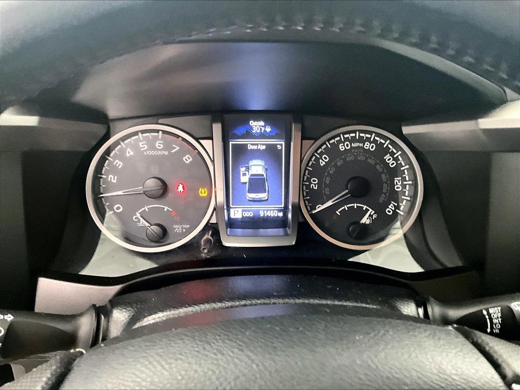 Used 2018 Toyota Tacoma SR5 image 25