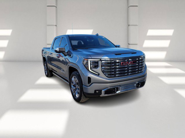 Used 2024 GMC Sierra 1500 Denali AWD/4WD image 3