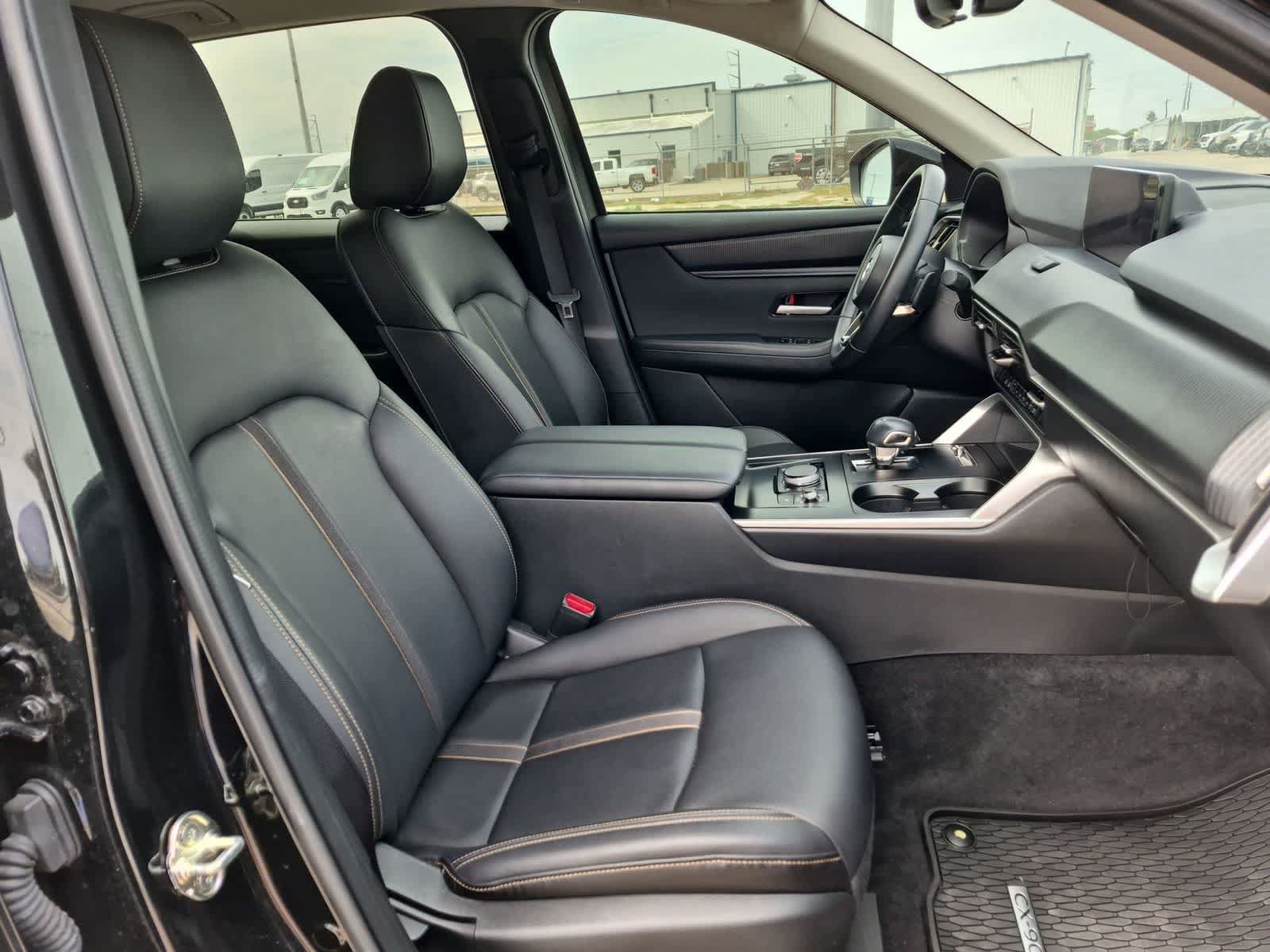 Used 2025 MAZDA CX-90 3.3 Turbo w/ Select Package AWD/4WD image 26