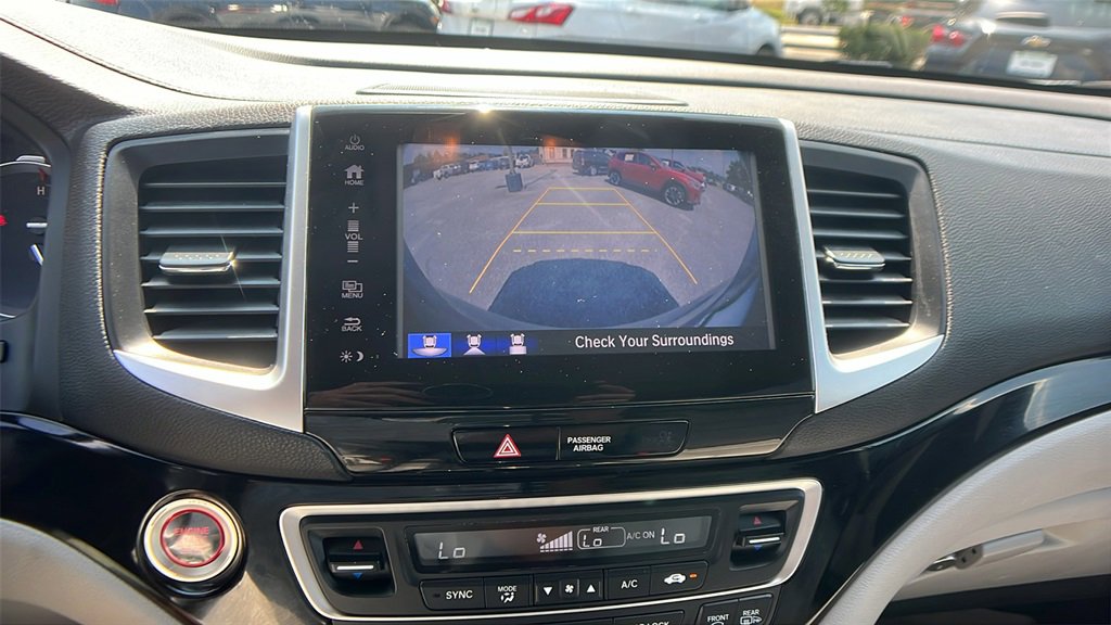 Used 2017 Honda Pilot Touring image 30