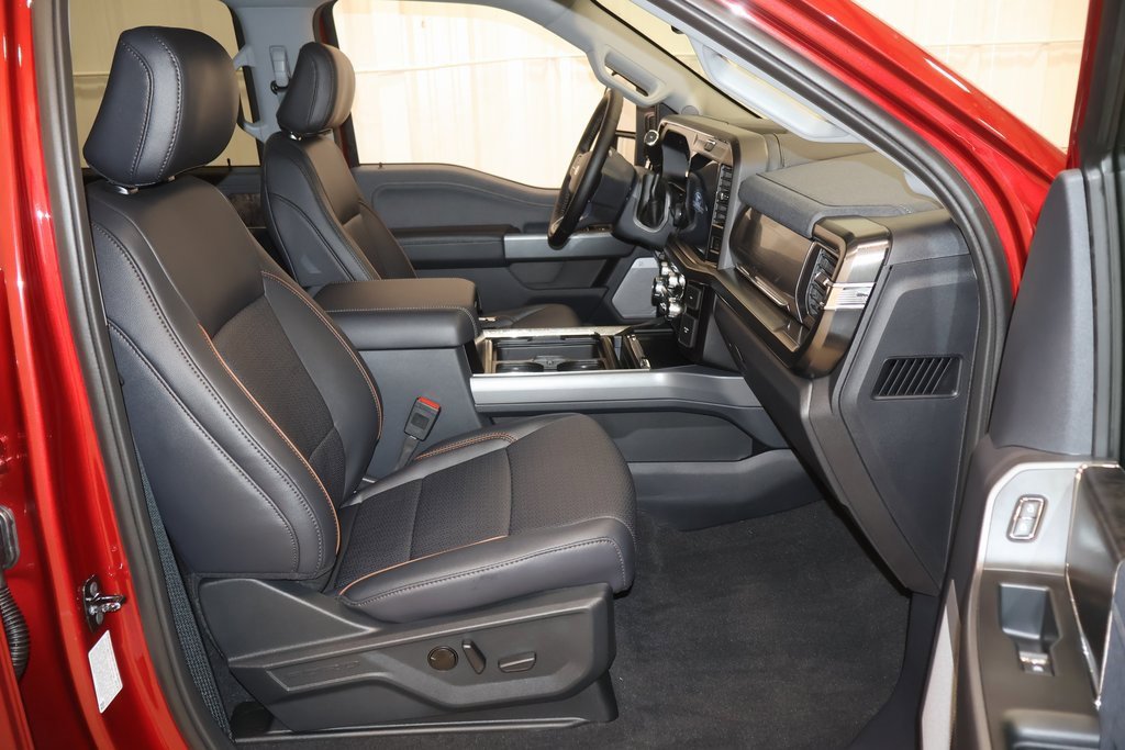 New 2025 Ford F350 Lariat w/ Lariat Ultimate Package image 16