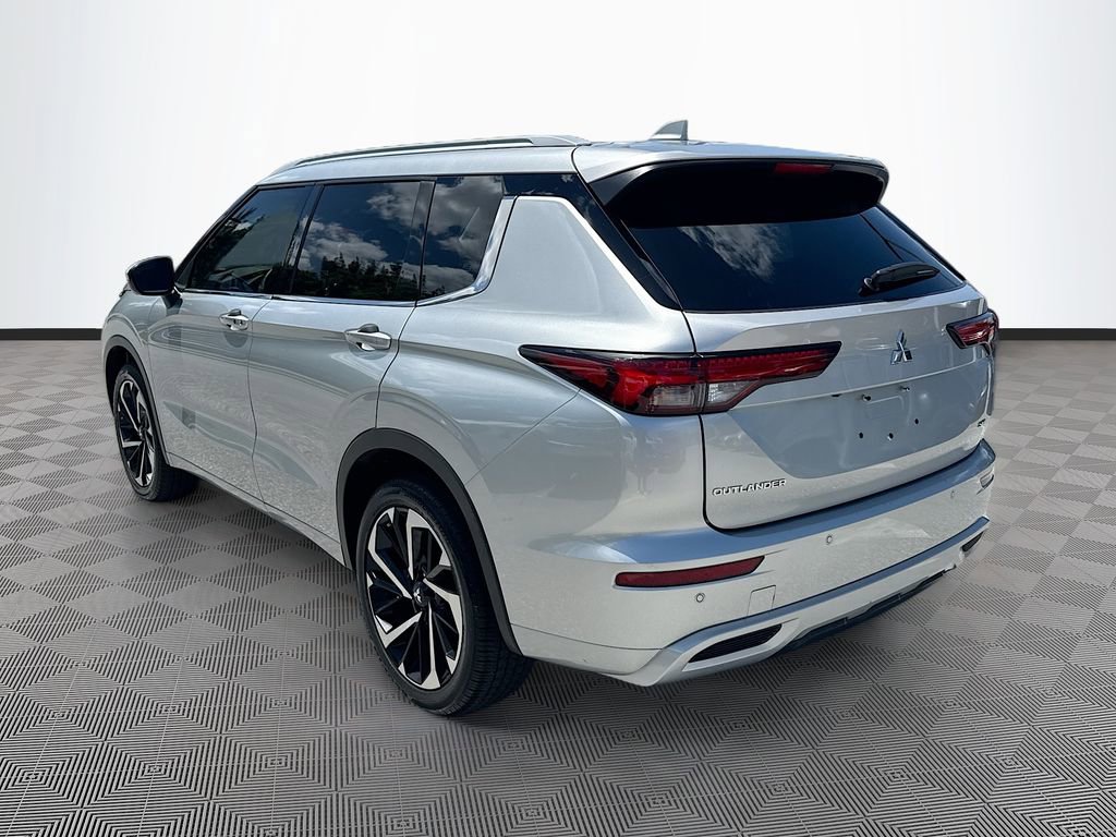 Used 2024 Mitsubishi Outlander SEL image 6