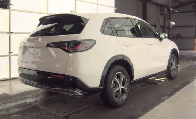 Used 2025 Honda HR-V EX-L image 2