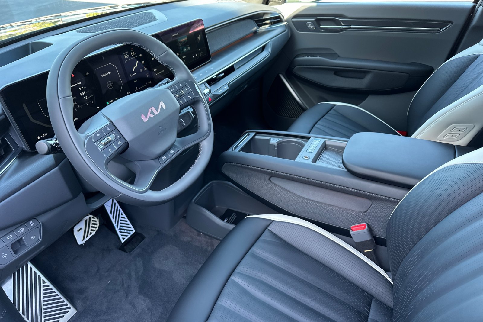 New 2026 Kia EV9 GT-Line AWD/4WD image 10