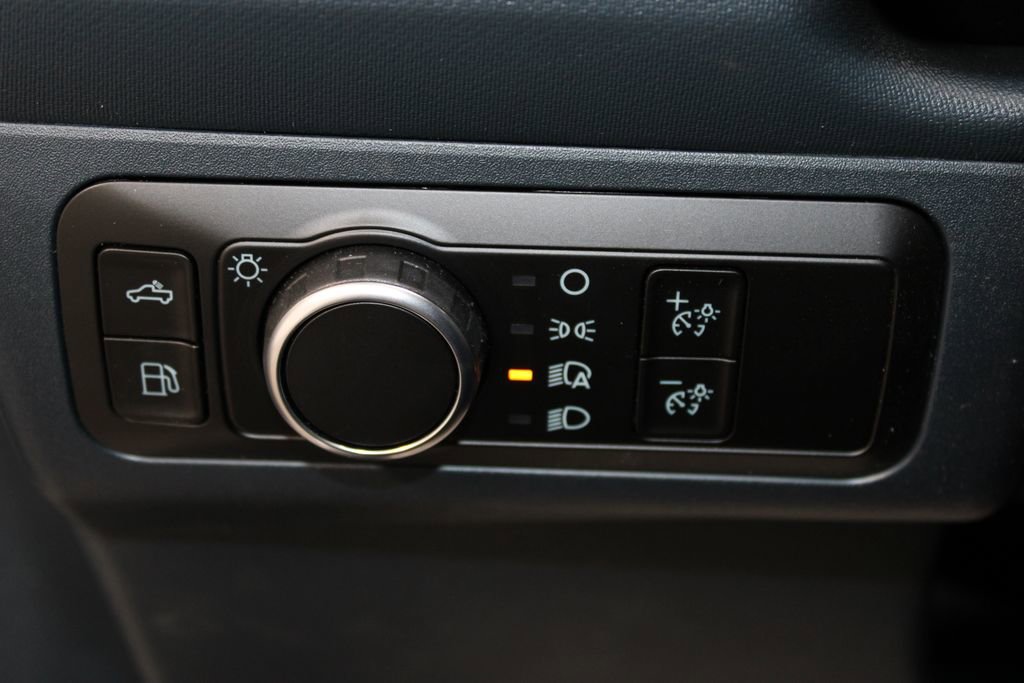 New 2026 Ford Maverick XL image 30