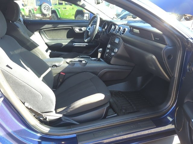 Used 2019 Ford Mustang Coupe image 18