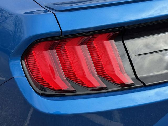 Used 2020 Ford Mustang Premium image 9