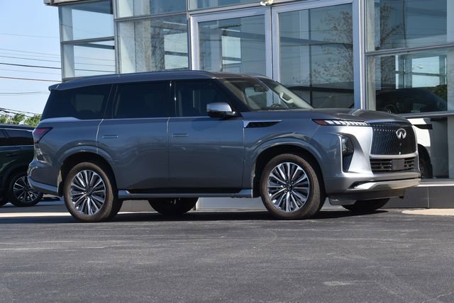 Used 2025 INFINITI QX80 Sensory AWD/4WD image 12