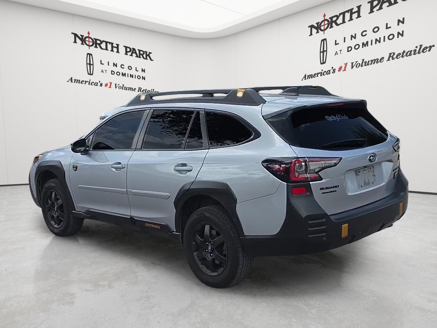 Used 2023 Subaru Outback Wilderness AWD/4WD image 3