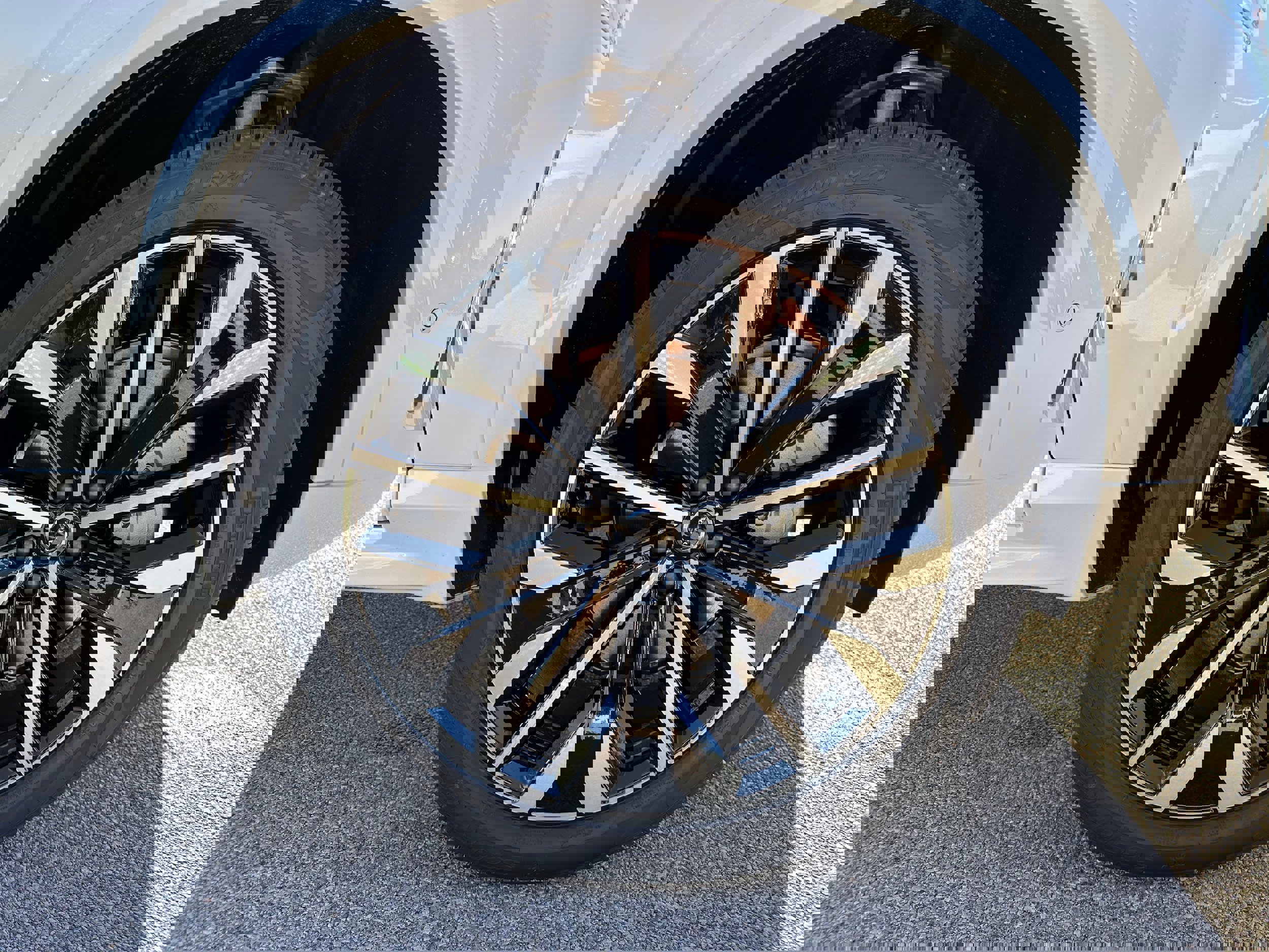 New 2026 Volvo XC90 B6 Ultra w/ Protection Package image 7