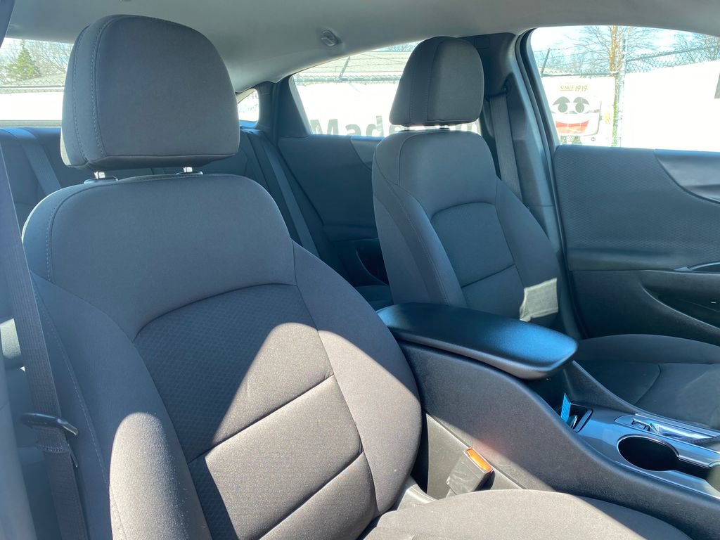 Used 2022 Chevrolet Malibu RS FWD image 15