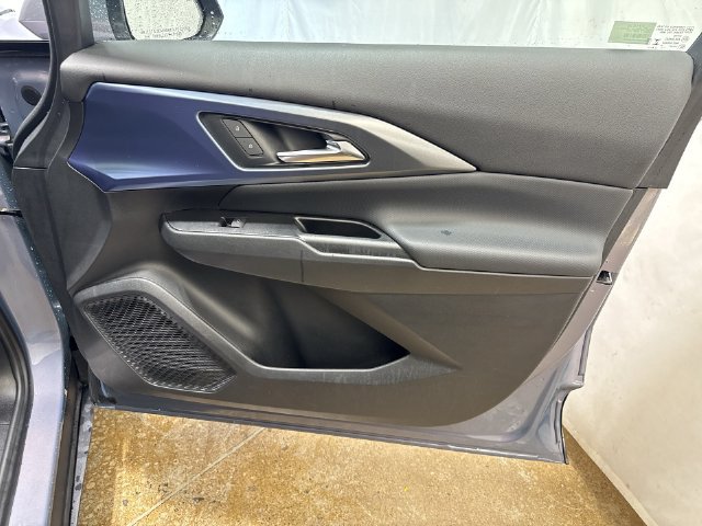 Used 2024 Chevrolet Equinox EV LT FWD image 28