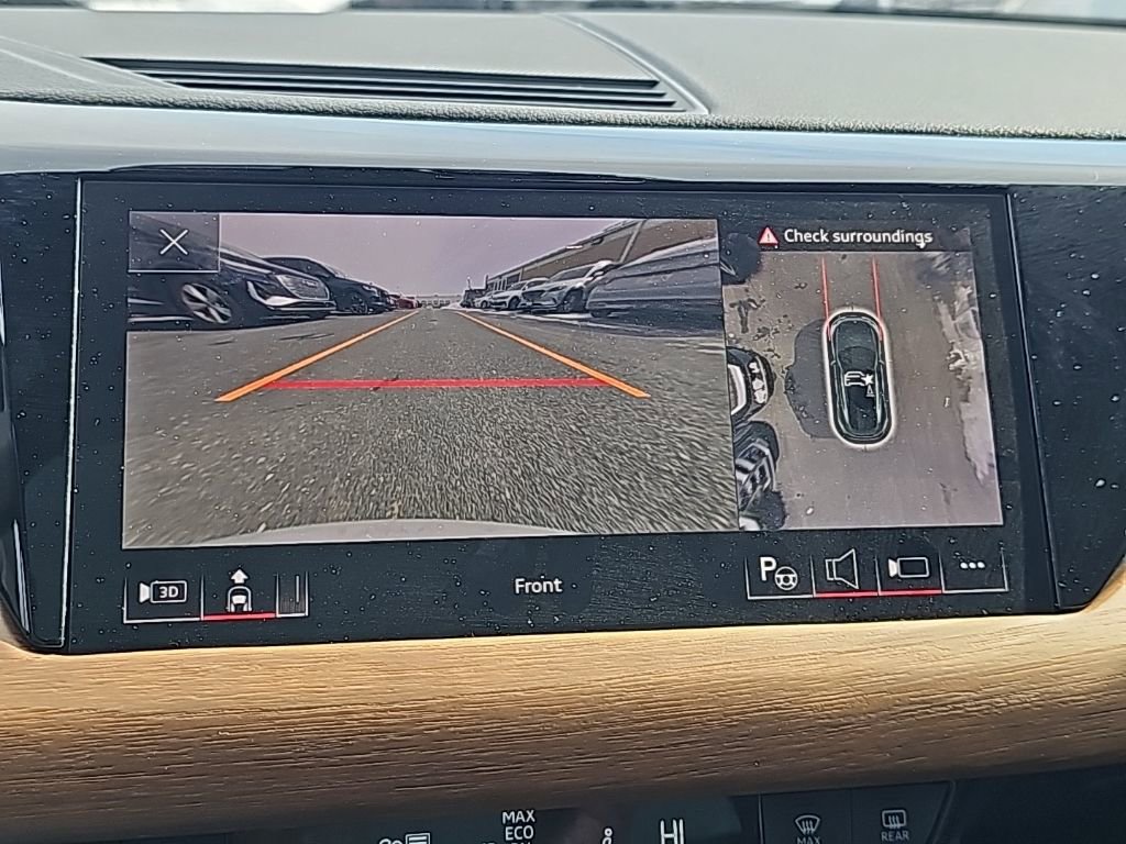 Used 2023 Audi e-tron GT Prestige w/ Prestige Package image 9