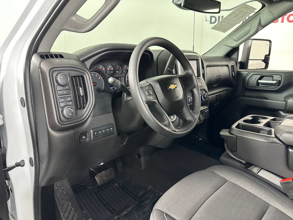 Used 2024 Chevrolet Silverado 2500 Custom w/ Custom Value Package AWD/4WD image 15