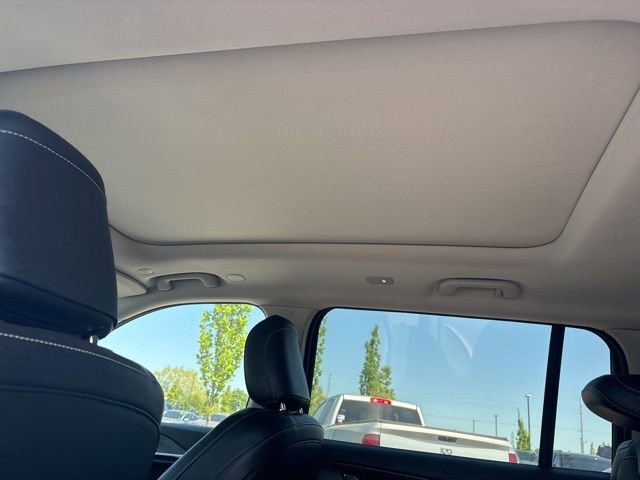 Used 2022 Jeep Grand Cherokee L Limited AWD/4WD image 30