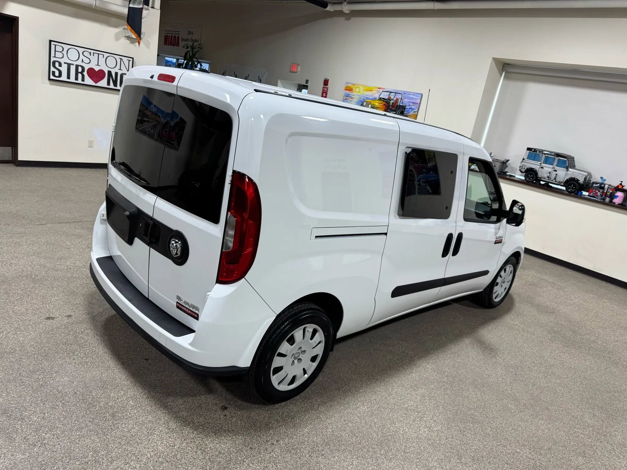 Used 2019 RAM ProMaster City Tradesman SLT image 5