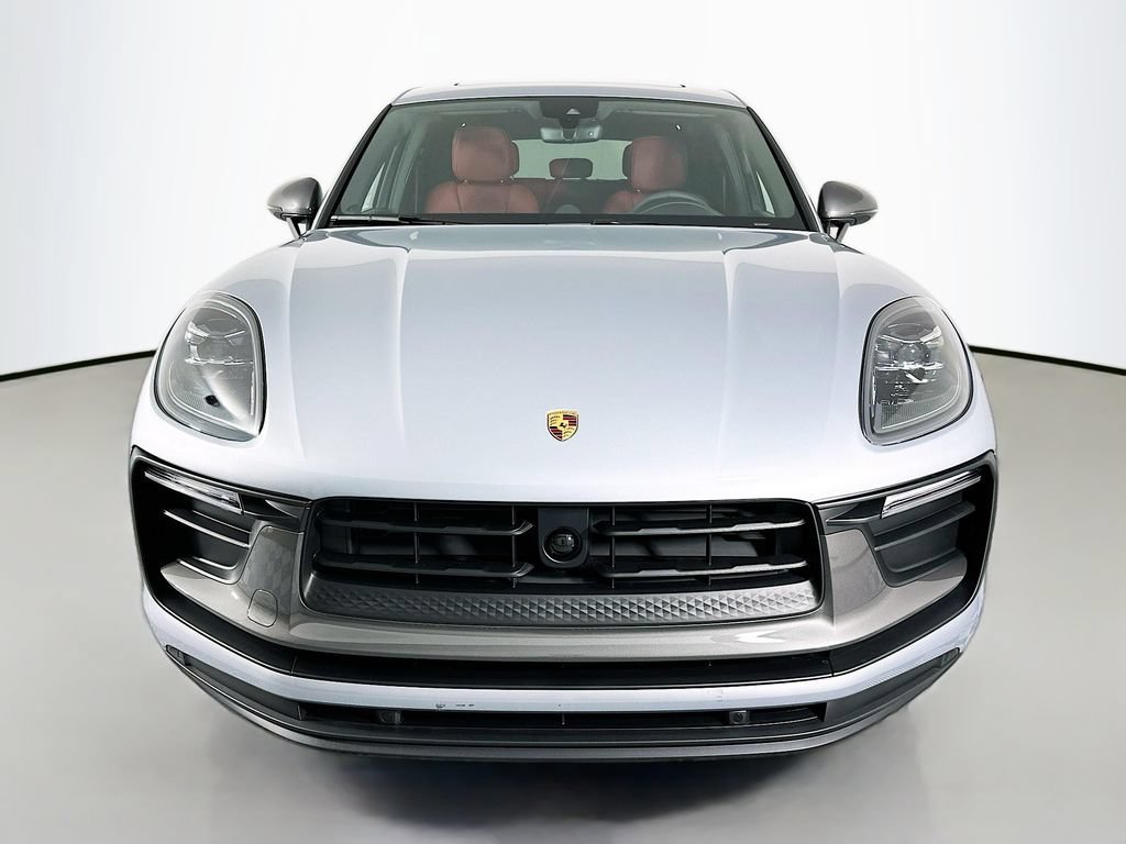 New 2026 Porsche Macan Turbo AWD/4WD image 6