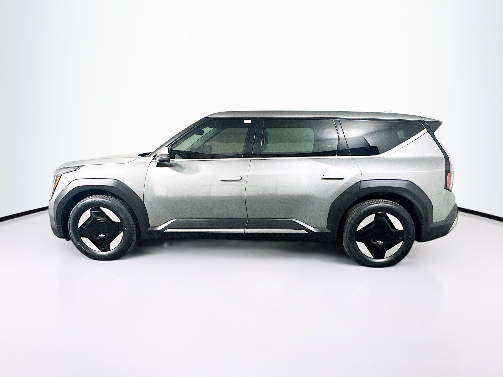 Used 2024 Kia EV9 Light Long Range image 4